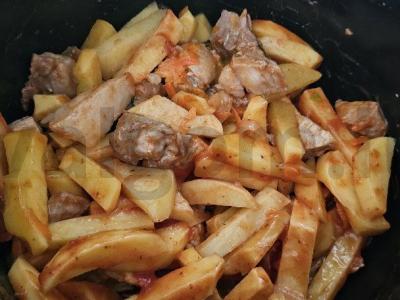 Birios bulvės su mėsa lėtoje viryklėje Žingsnis 7