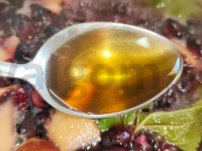 Šalčio kompotas su uogomis ir obuoliu Žingsnis 5