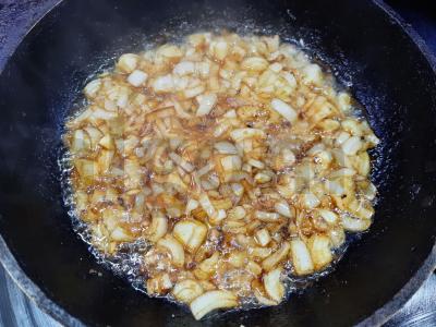 Spagečiai su vištienos krūtinėlėmis grietinėlės padaže Žingsnis 3