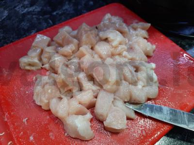 Spagečiai su vištienos krūtinėlėmis grietinėlės padaže Žingsnis 4