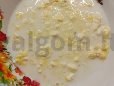 Varškės blyneliai su sūriu Žingsnis 2