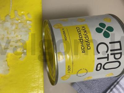 Raudonos žuvies salotos su kukurūzais Žingsnis 4