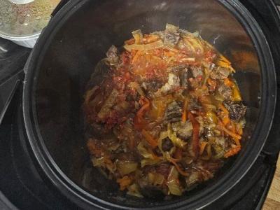 Švelni jautienos ir daržovių padažas lėtoje viryklėje Žingsnis 3