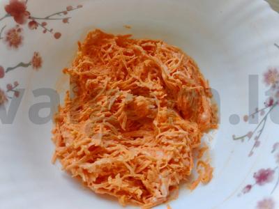 Morkų užkandis su česnaku Žingsnis 6