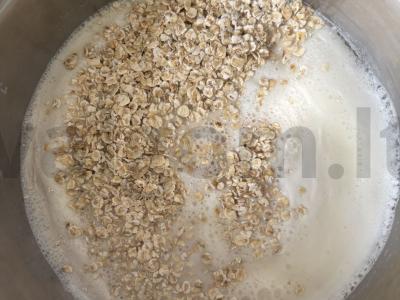 Avižinė košė su žemės riešutų sviestu Žingsnis 4