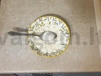 Švelnūs bananiniai varškėčiai Žingsnis 1