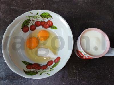 Blynai su varškės kremu Žingsnis 1