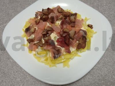 Salotas „Rūkyta lašiša po lapės kailiu“ Žingsnis 6