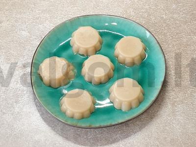 Agar-agar želė su vaisių tyrė pagrindine nuotrauka