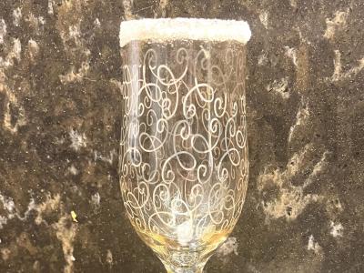 Alkoholinis kokteilis „Bellini“ Žingsnis 1