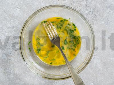 Žuvis džiovintuose trupiniuose Žingsnis 2