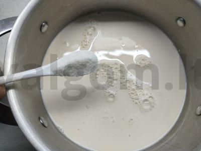 Rūgpienis iš išrūgų Žingsnis 1