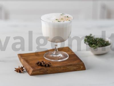 Kokteilis „Šaltakraujis latte“ pagrindine nuotrauka
