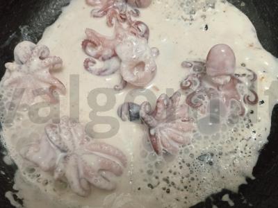 Kvinoja su aštuonkojais grietinėje Žingsnis 5