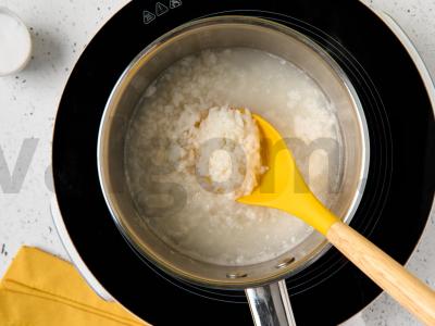 Klampūs ryžių košė vandenyje Žingsnis 1