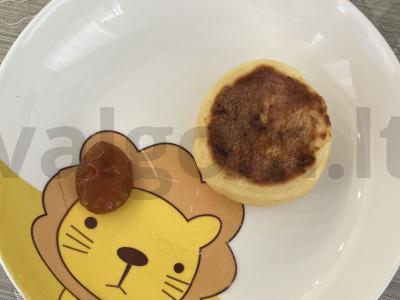 Varškėčiai desertui pagrindine nuotrauka