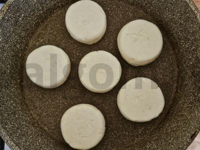 Švelnūs varškėčiai su šokoladu ir baltymų mišiniu Žingsnis 5