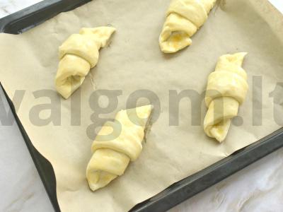 Kruasanai su virta saldžia grietinėle Žingsnis 4