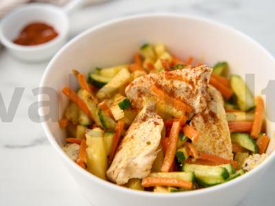 Salotos su vištiena ir ananasais Žingsnis 6