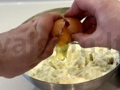 Niujorko sūrio pyragas su varškės sūriu Žingsnis 8