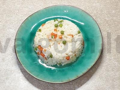 Birus ryžiai su žirneliais ir morkomis pagrindine nuotrauka