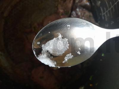 Troškinta vištienos kepenėlė lėtoje viryklėje su prieskoniais ir grietine Žingsnis 4