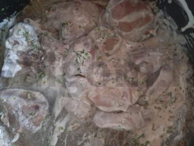 Troškinta vištienos kepenėlė lėtoje viryklėje su prieskoniais ir grietine Žingsnis 7