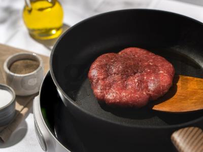 Sūrio ir kepto svogūno burgeris Žingsnis 4