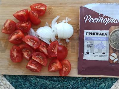 Kepta bulvė su vyšniniais pomidorais grietinėje Žingsnis 2