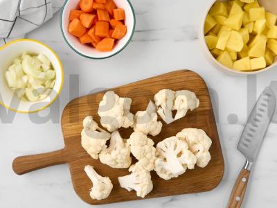 Daržovių sriuba su žaliais žirneliais Žingsnis 1