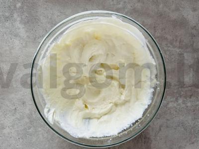 Varškės-jogurto kremas Žingsnis 3
