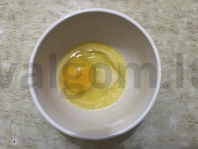 Kvapnūs mini blynai su abrikosų džemo įdaru Žingsnis 2