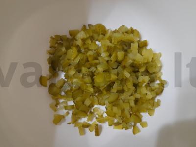 Salotos su korėjietiška morkų, vištienos kepenėlėmis ir marinuotais agurkėliais Žingsnis 6