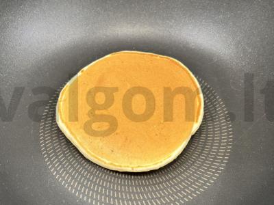 Švelnūs blynai su pienu Žingsnis 13