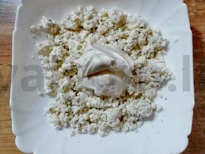 Sūrio salotos su rukola Žingsnis 3