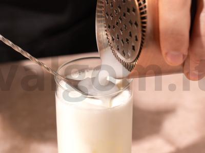 Kokteilis „Ramos Fizz“ Žingsnis 5