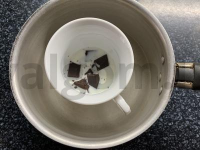 Gėrimas iš kavos, ledų, pieno ir cinamono Žingsnis 4