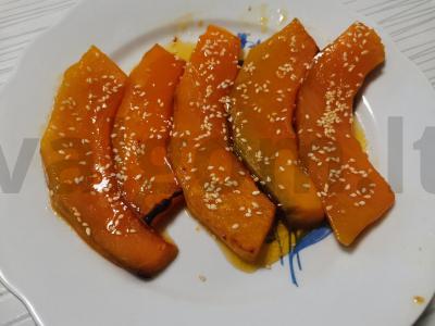 Moliūgas, keptas su medumi pagrindine nuotrauka