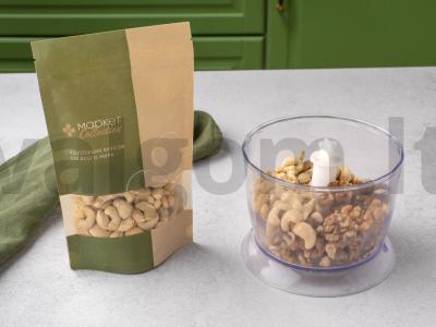 Kakavos ir bananų batonėliai su graikiniais riešutais Žingsnis 1