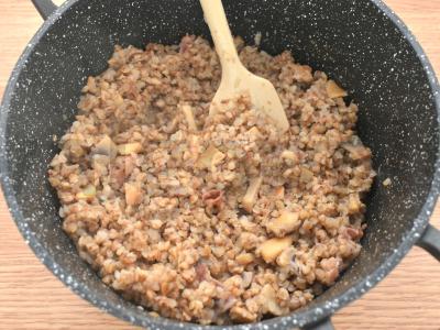 Grikių košė su grybais ir šonine Žingsnis 6