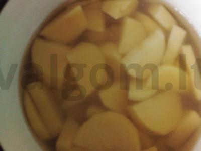 Troškinta bulvė su grybais ir morkomis Žingsnis 4