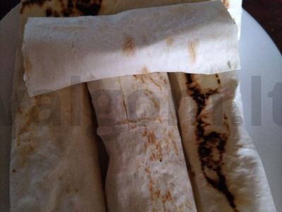 Namų ritinys keptuvėje pagrindine nuotrauka