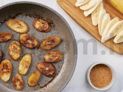 Čia pudingas su braškėmis ir bananais Žingsnis 5