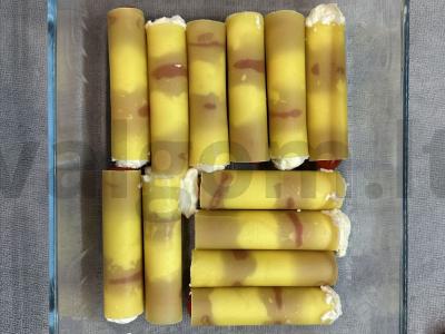 Kanelonai su mocarela ir vyšniniais pomidorais Žingsnis 3