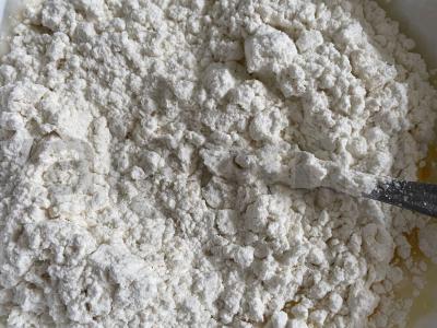 Pieniniai biskvitiniai sausainiai „Eglutė“ Žingsnis 3