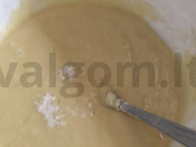 Pieniniai biskvitiniai sausainiai „Eglutė“ Žingsnis 4