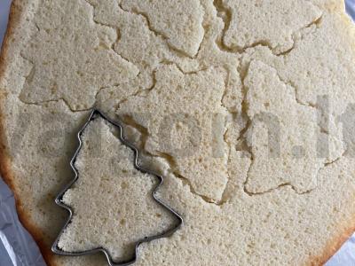 Pieniniai biskvitiniai sausainiai „Eglutė“ Žingsnis 6