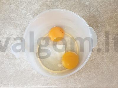 Vištienos, kiaušinio ir svogūno pyragas Žingsnis 5