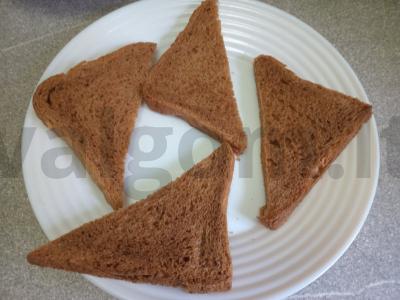 Karšti sumuštiniai su silkėmis pomidorų padaže Žingsnis 1