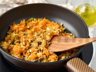 Vegetariški koldūnai su grybais ir bulvėmis Žingsnis 3